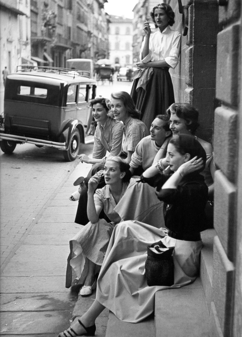Weekend Writing Challenge No.11, Foto von Milton Greene