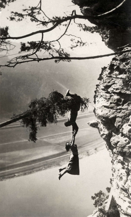 Stuntman Luciano Albertini, 1923
