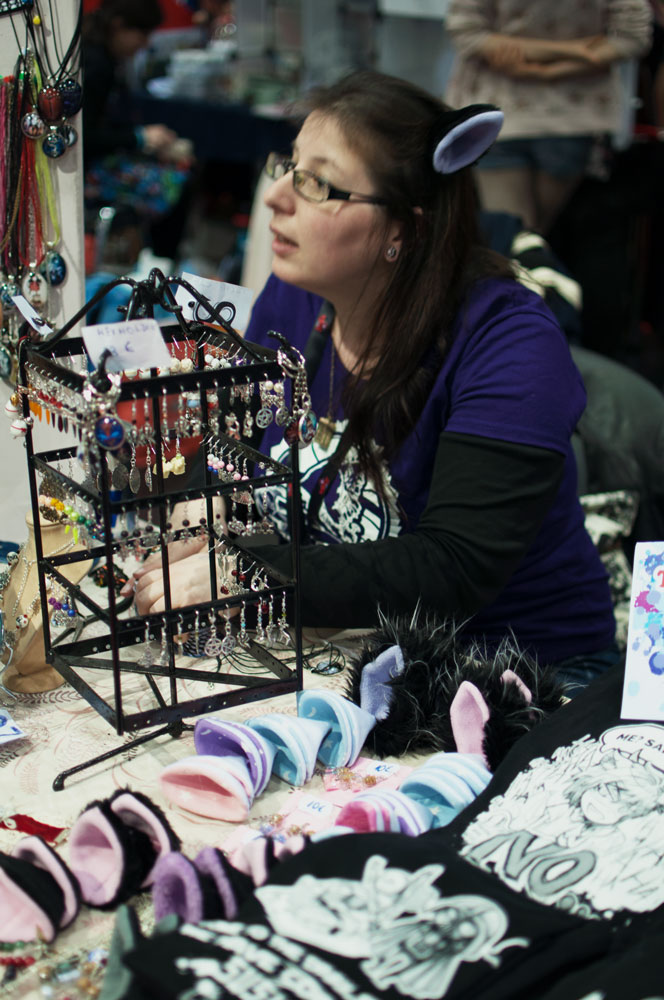 VieComicCon 2015. Kauft kleine Ohren! Kauft sie!